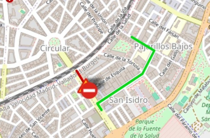 Información del Ayuntamiento sobre el corte de tráfico en la calle San Isidro.