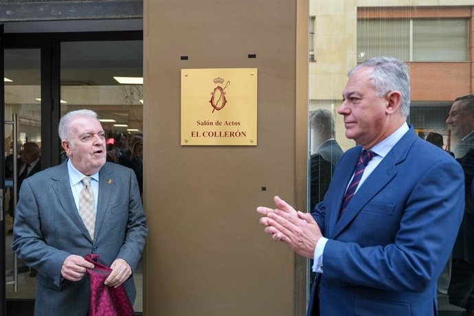 Inauguración de la nueva Sala de Exposiciones 'El Collerón' en Los Remedios en Sevilla