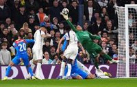 Musso sujeta a un Atlético con billete para cuartos de Champions League