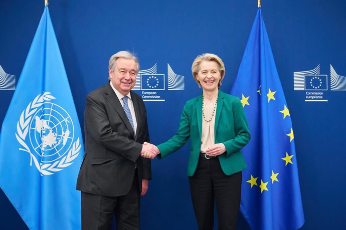 Archivo - El secretario general de Naciones Unidas, António Guterres, junto a la presidenta de la Comisión Europea, Ursula von der Leyen