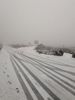 Nevada en el Parque Nacional del Teide por el paso de 'Therese' por Canarias