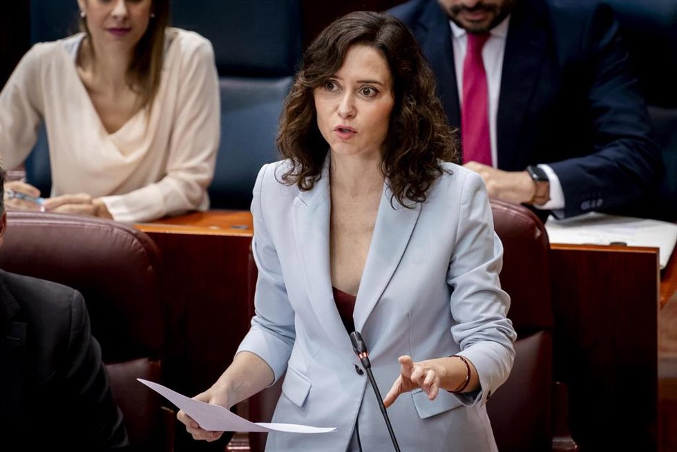La presidenta de la Comunidad de Madrid, Isabel Díaz Ayuso, durante una sesión plenaria en la Asamblea de Madrid