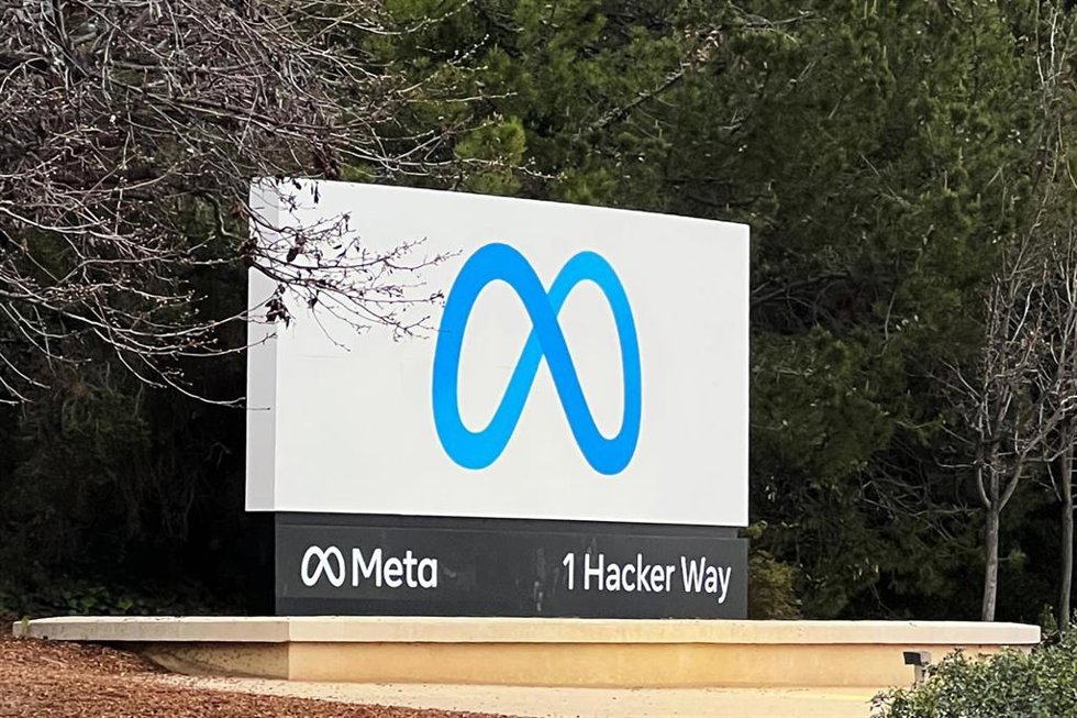 Archivo - Logo de Meta en sus oficinas. 