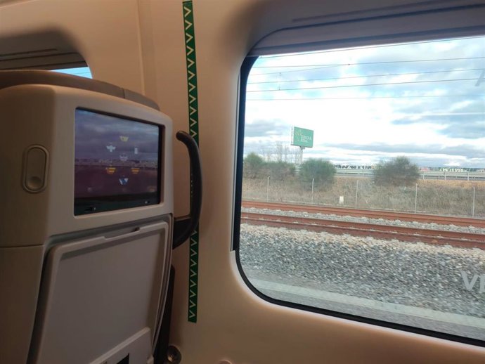 Archivo - Ave trayecto Madrid-Asturias.