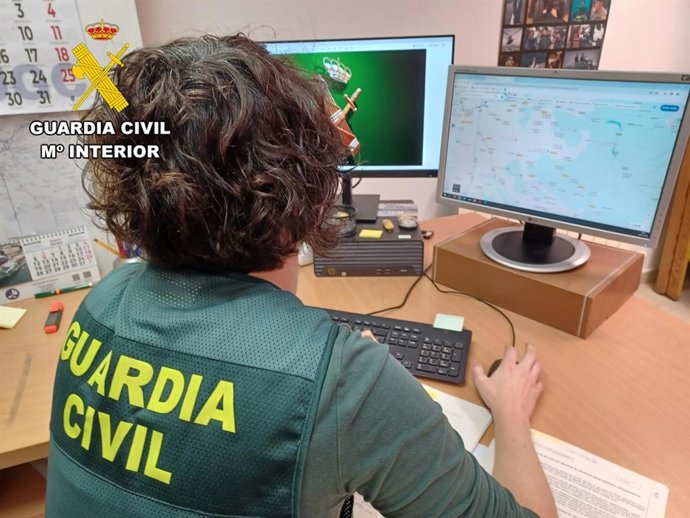 Detenida por fingirse militar necesitada en otro país y pedir a un burgalés dos transferencias por 4.000 euros.