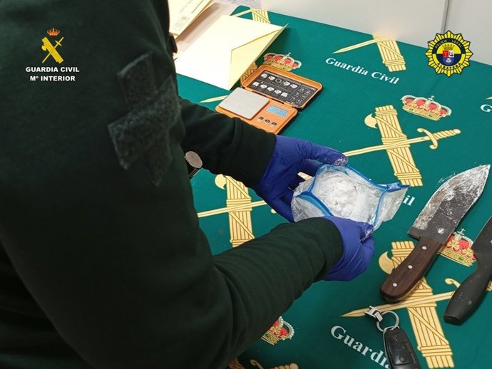 Droga intervenida por la Guardia Civil en un dispositivo conjunto con la Policía Local de Albatera