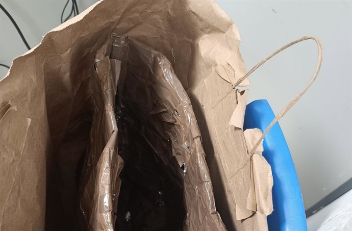 Investigan a dos mujeres por robar ropa utilizando una bolsa que inhibe las alarmas en Palma