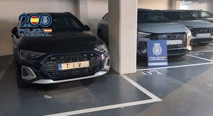 Vehículos de alta gama incautados a una organización criminal que estafaba para financiarlos y los vendía en Europa por debajo del valor de mercado