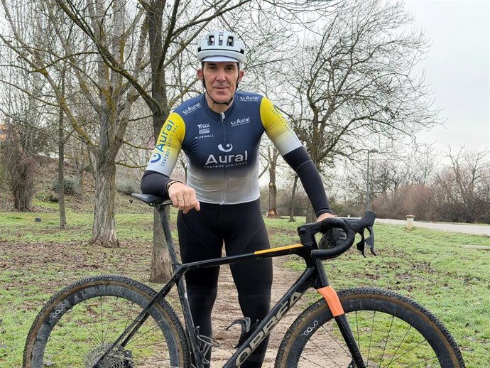 El exciclista del Movistar Luis Pasamontes disputará la próxima edición de la Skoda Titan Desert en Marruecos como embajador del equipo de Aural Centros Auditivos.