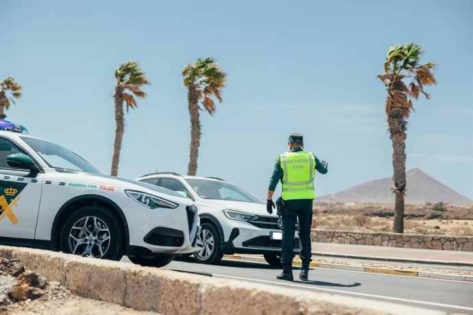 Archivo - Efectivos de la Guardia Civil