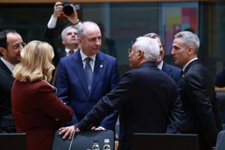 El presidente del Consejo Europeo, António Costa, con varios líderes de los Veintisiete durante una cumbre del Consejo Europeo.