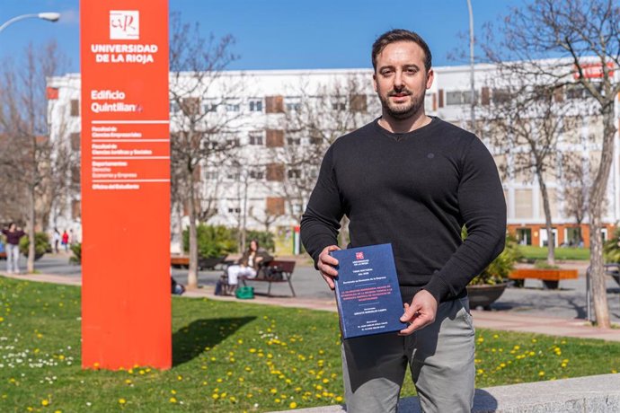 Reputación corporativa, política de endeudamiento y actividad innovadora, elementos intangibles más valiosos en empresa, según una tesis de la UR.