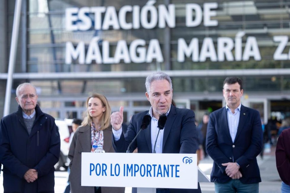 Archivo - El vicesecretario de Política Autonómica, Municipal y Análisis Electoral del PP, Elías Bendodo, en Málaga.