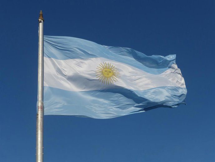 Archivo - Bandera de la República Argentina