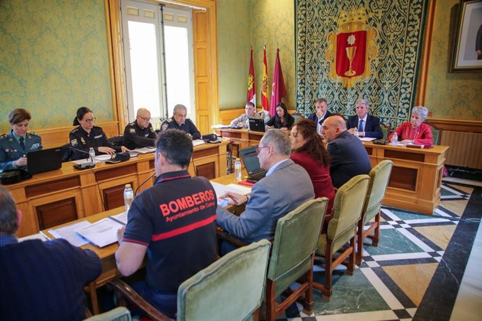 Sabrido copreside junto al alcalde de Cuenca la Junta Local de Seguridad con motivo de la Semana Santa