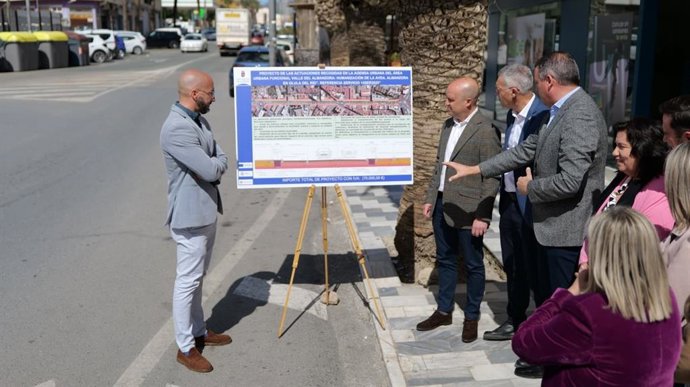 Presentación del proyecto para la renovación de la Avenida del Almanzora en Olula del Río (Almería).