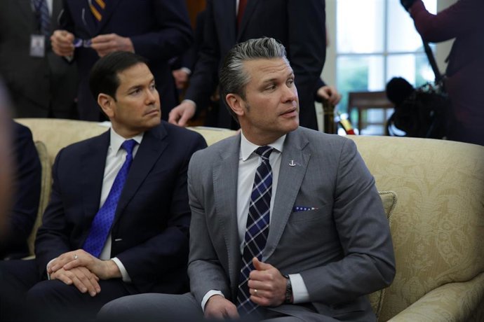 Los secretarios de Estado y de Defensa de EEUU, Marco Rubio y Pete Hegseth 