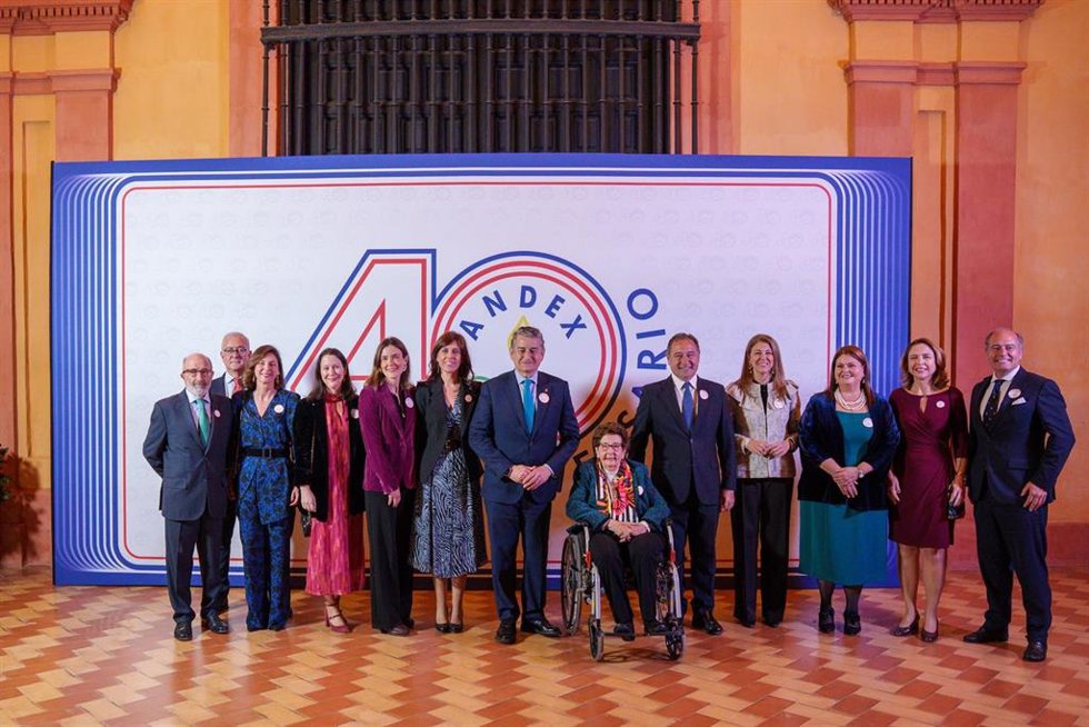 El consejero de Sanidad, Presidencia y Emergencias, Antonio Sanz, en la gala del 40 aniversario de la Asociación de Padres de Niños con Cáncer de Andalucía (Andex).