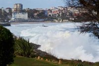 La borrasca 'Therese' pone en aviso naranja por olas, viento y lluvia a Andalucía, Canarias, Ceuta y Melilla