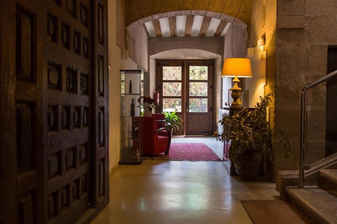 Archivo - Puertas abiertas en Hotel La Capellanía de San Asensio, que pone a la venta edificio y enseres al cesar actividad