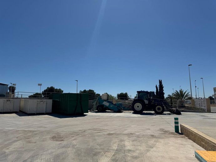 Elx engega un nou sistema de recollida i reciclatge de residus agrícoles