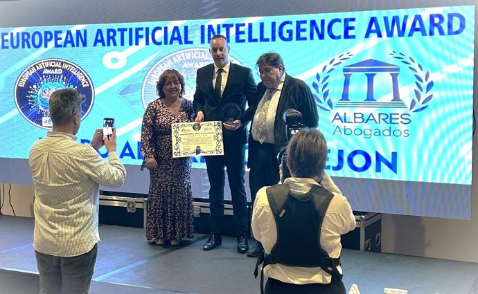 Pedro Albares, galardonado en los ‘European AI Award 2026’