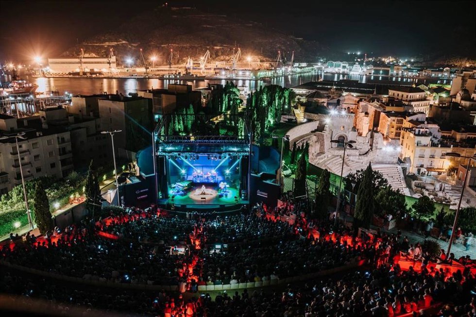 Archivo - Imagen del escenario en una edición pasada de La Mar de Músicas