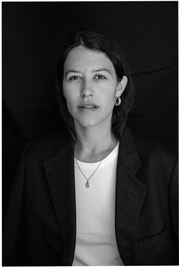 Sara Torres es una poeta y novelista española cuya obra ha destacado tanto en la poesía contemporánea como en la narrativa. Acaba de publicar 'El pensamiento erótico'.