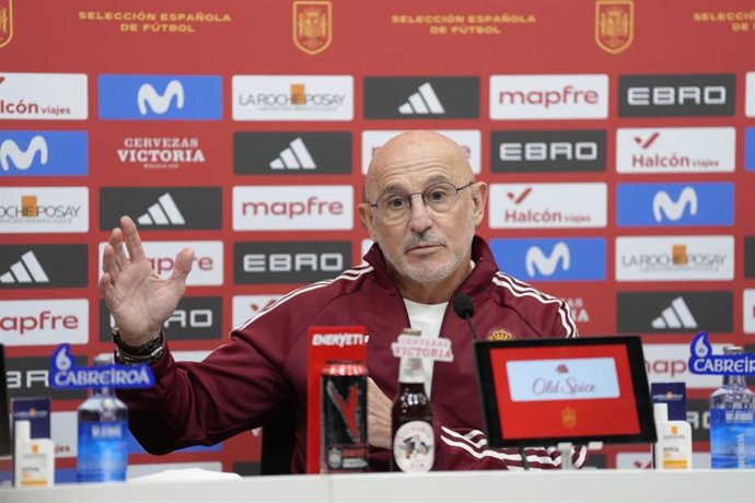 El seleccionador nacional Luis de la Fuente en rueda de prensa