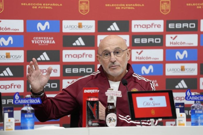 El seleccionador nacional Luis de la Fuente en rueda de prensa