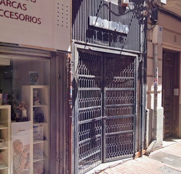 Entrada al local de la antigua discoteca Mambo.