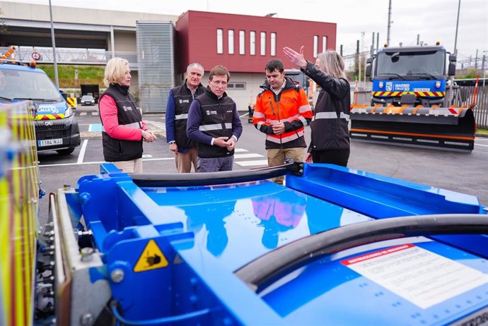 El alcalde, José Luis Martínez-Almeida, en Madrid Calle 30