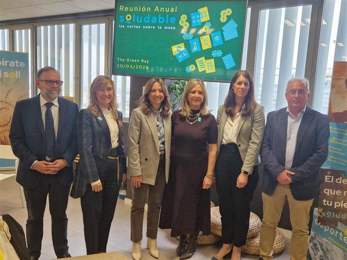 Soludable debate las controversias y desinformación en materia de fotoprotección