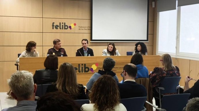 Reunión de la Comisión Insular para la Prevención y Atención a Víctimas de Explotación Sexual Infantil y Adolescente de Mallorca