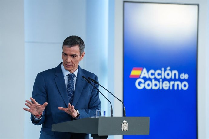 El presidente del Gobierno, Pedro Sánchez, durante una rueda de prensa posterior al Consejo de Ministros extraordinario, en el Palacio de la Moncloa, a 20 de marzo de 2026, en Madrid (España). Sánchez ha informado del plan integral de respuesta a las cons