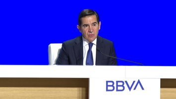 El presidente de BBVA defiende ante los accionistas el "crecimiento rentable" en