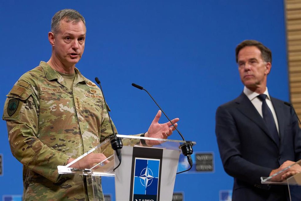 Archivo - El comandante supremo aliado de la OTAN en Europa, el general Alexus Grynkewich. 