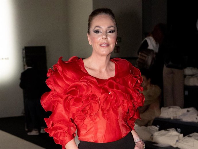 Rocío Carrasco, tajante al ser preguntada por la pelea entre su hija, Rocío Flores, y su hermana Gloria Camila