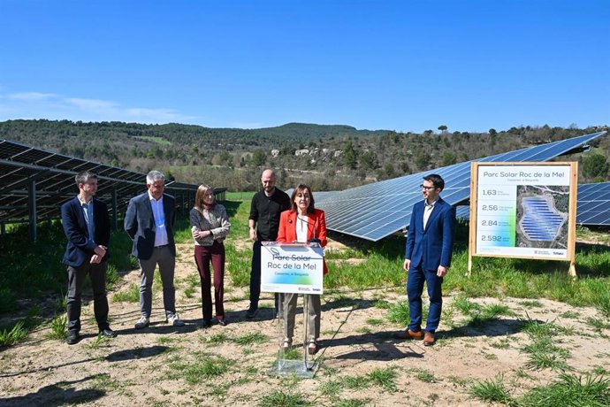La consellera de Territorio, Vivienda y Transición Ecológica de la Generalitat, Sílvia Paneque, durante una intervención en una visita al Berguedà (Barcelona)