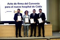 Junta, Zona Franca y Ayuntamiento firman el convenio para la construcción del nuevo hospital de Cádiz