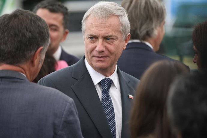 Santiago, 20 de marzo 2026.  El Presidente de la Republica, Jose Antonio Kast, junto a la ministra de Salud, May Chomali, declara alerta sanitaria nacional para atender listas de espera de 27 mil pacientes oncológicos.  Diego Martin/Aton Chile