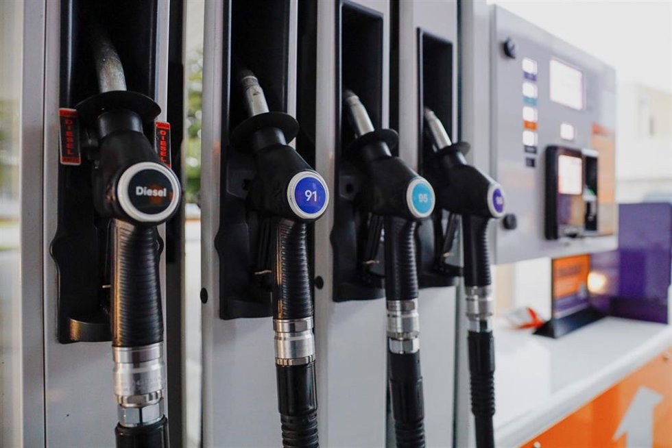 Surtidores de gasolina en una estación en Melbourne, Australia