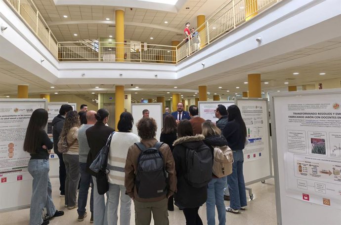 Participantes en la 'Semana Verde' organizada por la Universidad de Jaén.