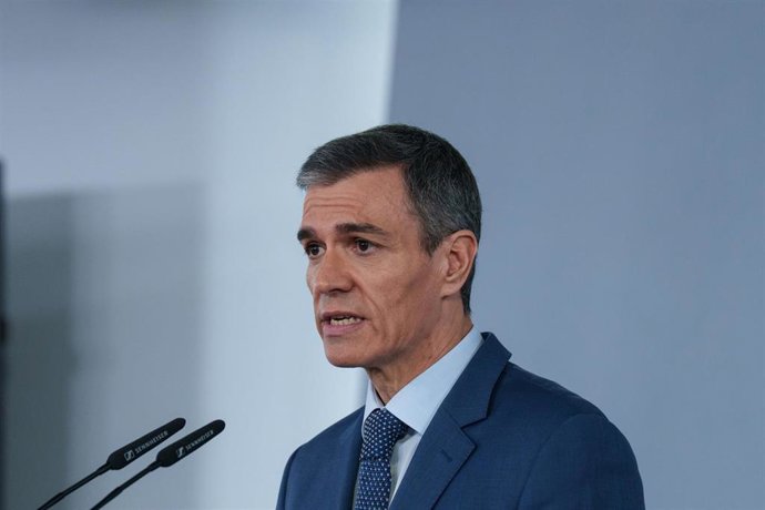 El presidente del Gobierno, Pedro Sánchez, durante una rueda de prensa posterior al Consejo de Ministros extraordinario, en el Palacio de la Moncloa, a 20 de marzo de 2026, en Madrid (España).