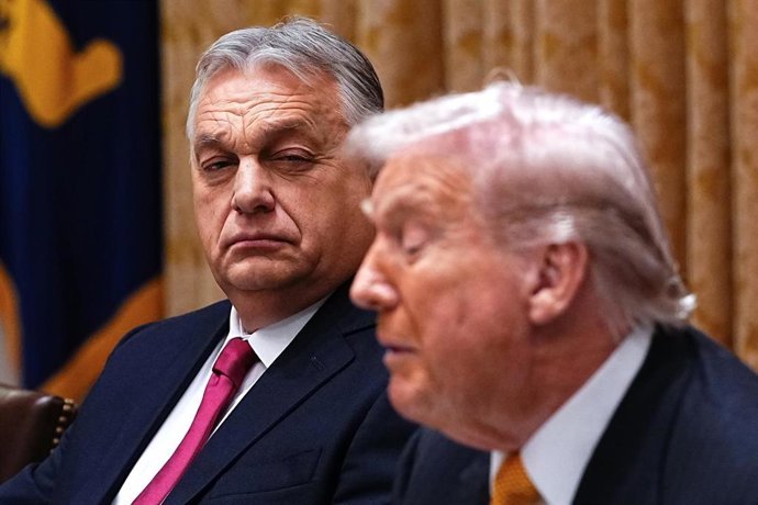 Archivo - Viktor Orbán y Donald Trump, durante su encuentro en noviembre del año pasado en EEUU