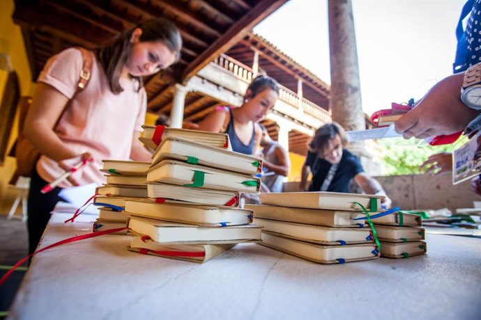 Archivo - Imagen de recurso del Plan Insular de Animación a la Lectura (PIALTE) del Cabildo de Tenerife
