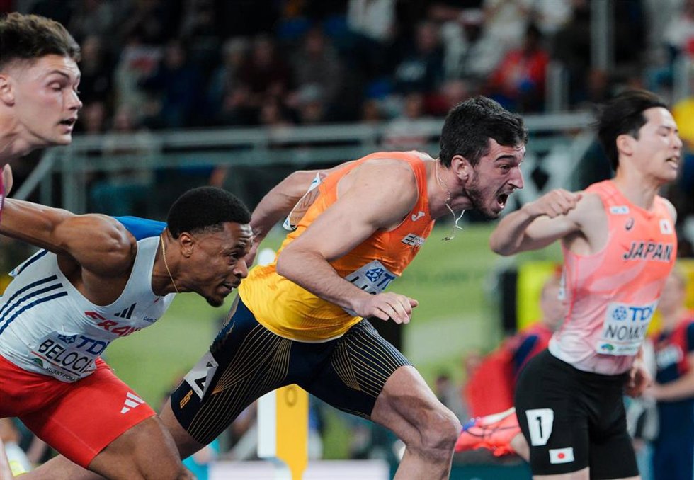 El atleta español Enrique Llopis, plata en 60 mv en el Mundial