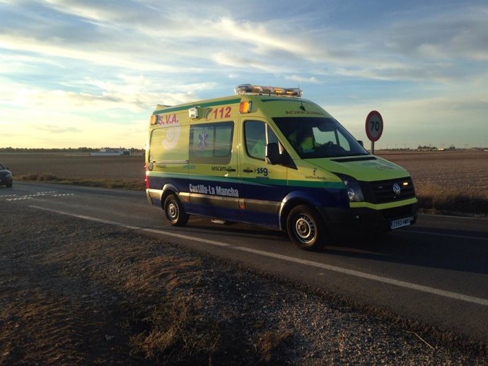 Archivo - Ambulancia.