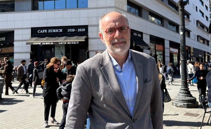 Joan Ridao, autor de 'El cas Sloane. Una lobby story', de l'editorial Tirant Lo Blanch