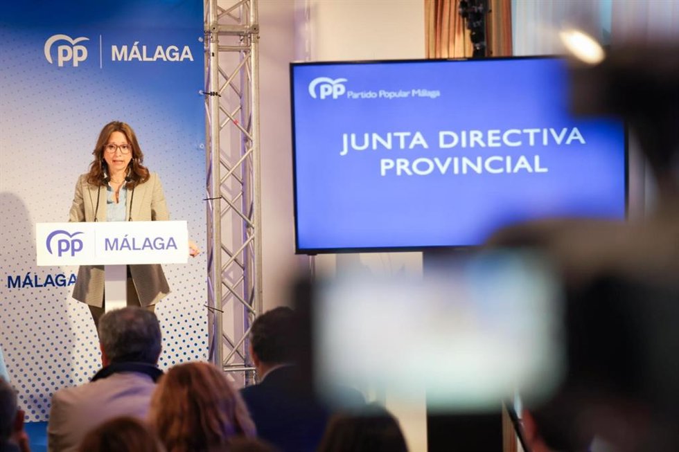 La presidenta del PP de Málaga, Patricia Navarro, en la Junta Directiva Provincial.